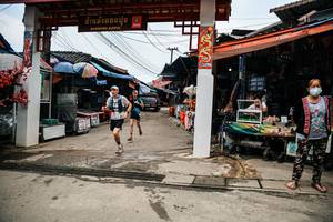 BIB: 
                            <button type="button" onclick="openModal(25394651)" class="btn btn-primary btn-sm float-right btn-popup" data-toggle="modal" data-target=".modal-high-quality">
                        <i class="fas fa-shopping-cart"></i> Add to Cart
                    </button>
                                            <button type="button" onclick="isThisMe(25394651, true)" class="btn btn-success btn-sm float-right btn-popup btn-isme hidden" data-toggle="tooltip" data-placement="bottom" title="นี่คือรูปของคุณใช่ไหม คลิกที่นี่เพื่อเอาเข้าอัลบั้ม">
                        <i class="fas fa-plus"></i> Add to album
                    </button>
                    <button type="button" onclick="isThisMe(25394651, false)" class="btn btn-warning btn-sm float-right btn-popup btn-isnotme hidden">
                        <i class="fas fa-ban"></i> Remove from album
                    </button>